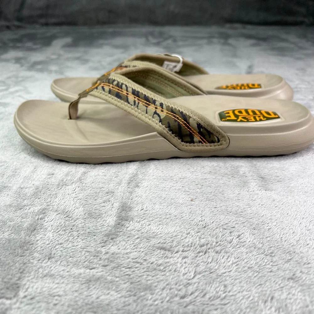 Hey Dude Myers Mossy Oak Thong Sandals Mens 9 Camo Comfort Flip Flops Summer NWT